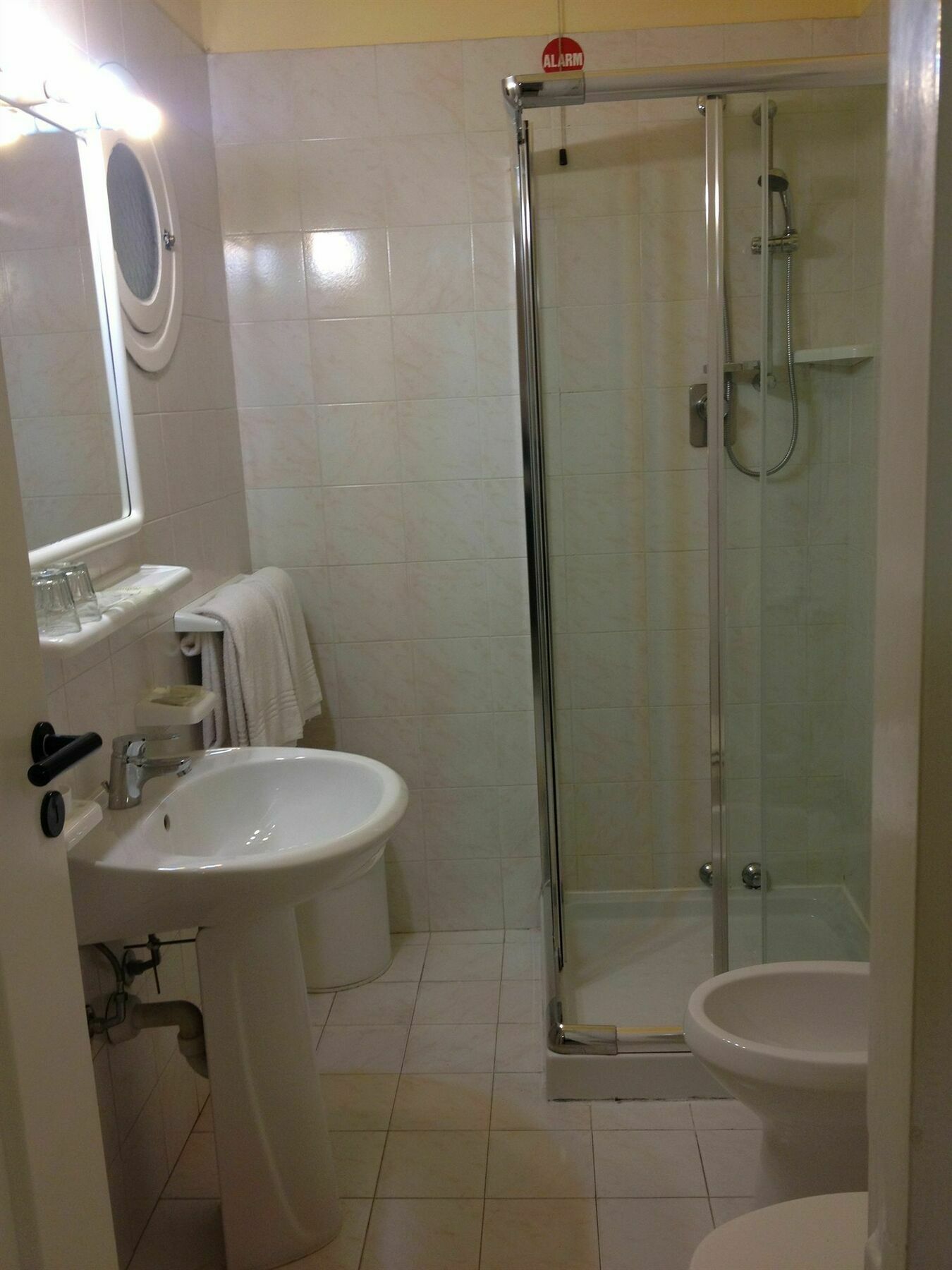 Hotel Nettuno Diano Marina Bagian luar foto